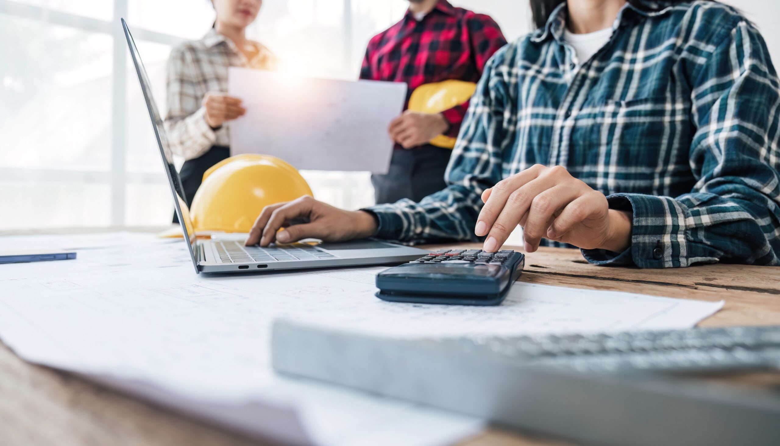 Cutting Construction Operating Costs with Hybrid Power Solutions